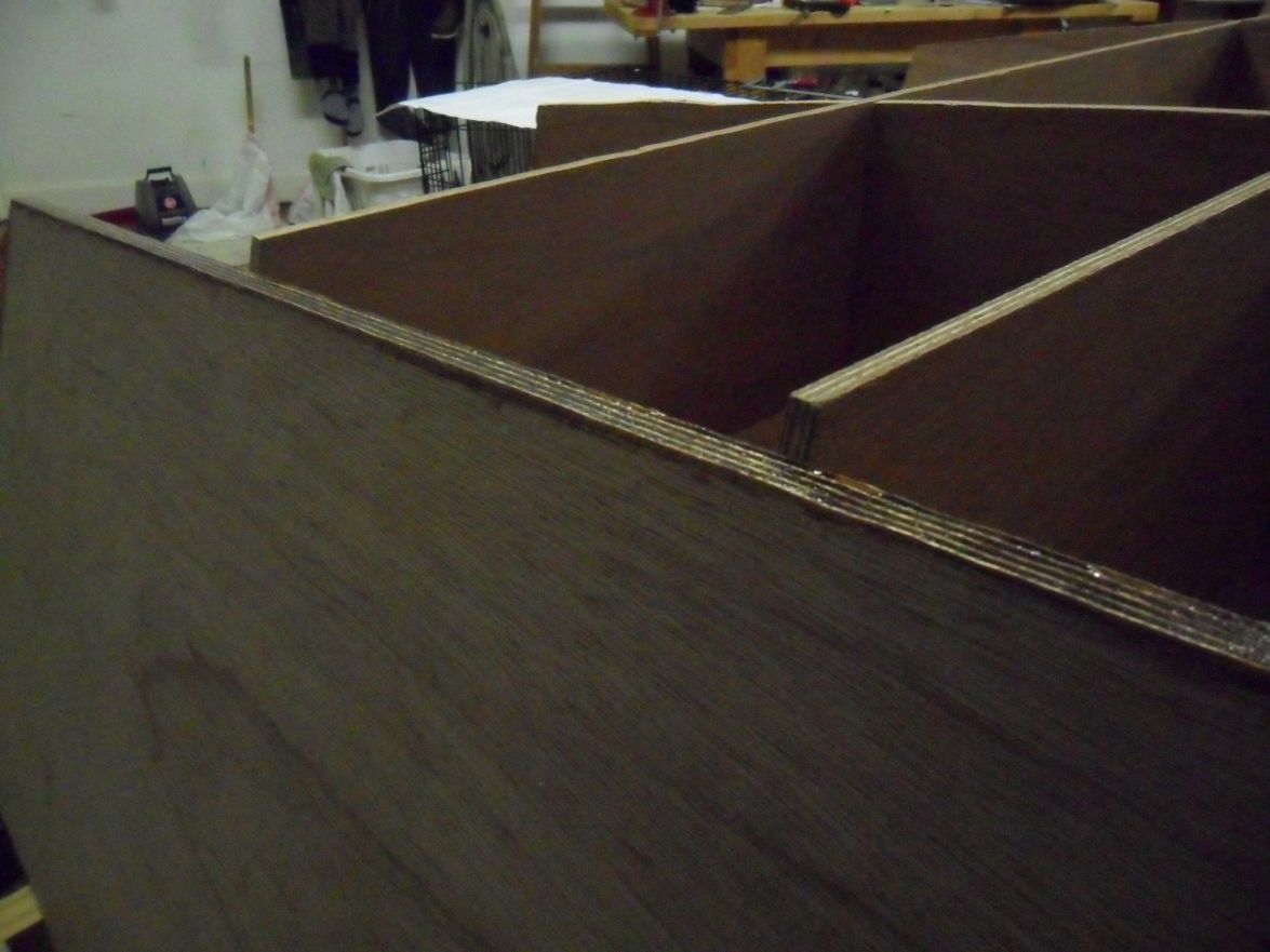 1/2" offset b/w transom and stringers

